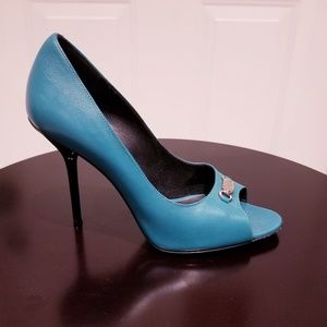Green Gucci heels
